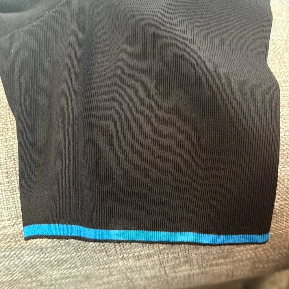 EXCLUSIVELY MISOOK WOMEN Black Acrylic Knit Cardigan - Picture 7 of 11
